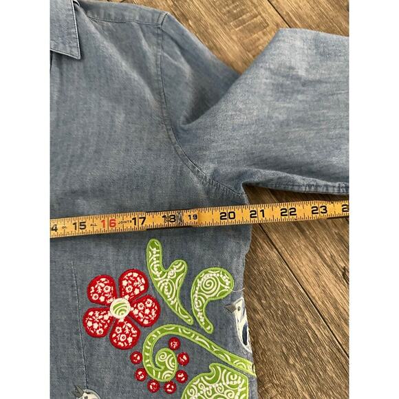 Talbots Blue Floral Embroidered handmade Button Down Chambray Shirt Size 14 - Picture 7 of 9